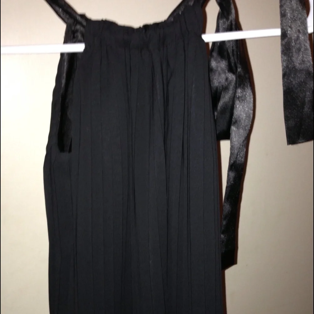 LBD - Picture 2 of 4
